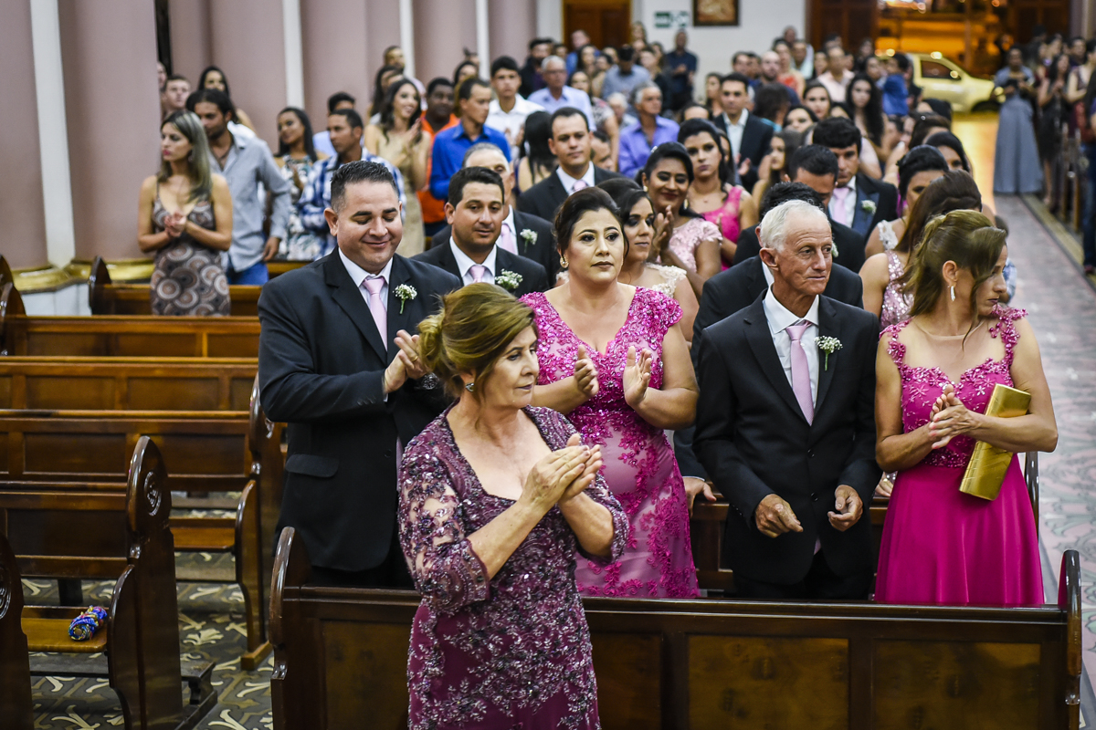 Casamento Luana e Ênio, Igreja matriz de Santo Antônio, Patos de Minas-MG, Wedding, noivas, noivas, Wellington Guimarães Fotografias