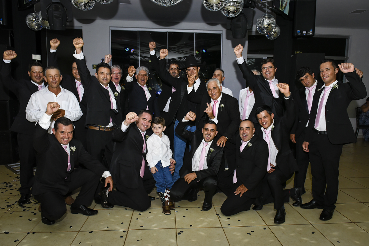 Casamento Luana e Ênio, Igreja matriz de Santo Antônio, Patos de Minas-MG, Wedding, noivas, noivas, Wellington Guimarães Fotografias