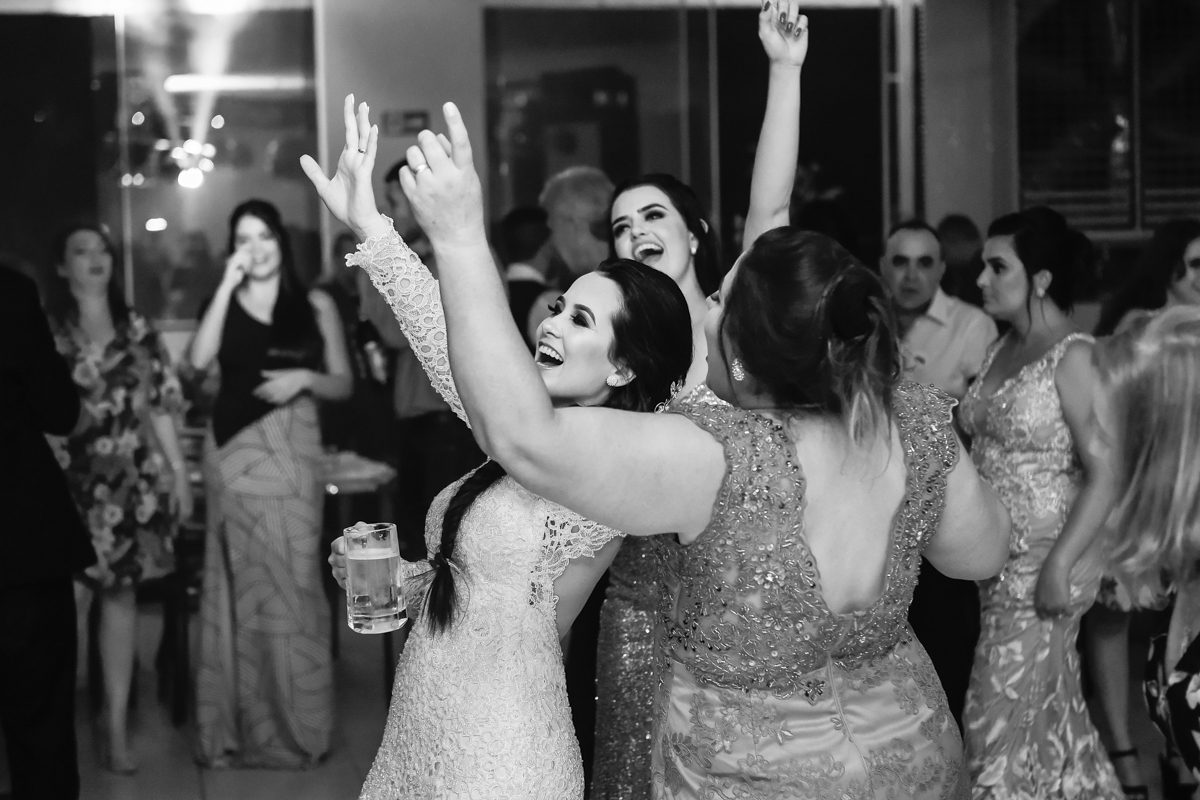 Casamento Luana e Ênio, Igreja matriz de Santo Antônio, Patos de Minas-MG, Wedding, noivas, noivas, Wellington Guimarães Fotografias