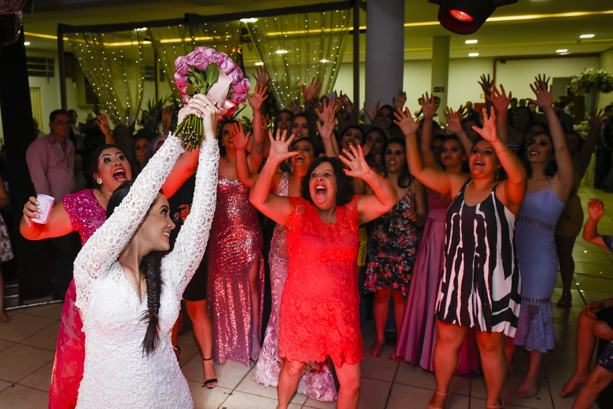 Casamento Luana e Ênio, Igreja matriz de Santo Antônio, Patos de Minas-MG, Wedding, noivas, noivas, Wellington Guimarães Fotografias