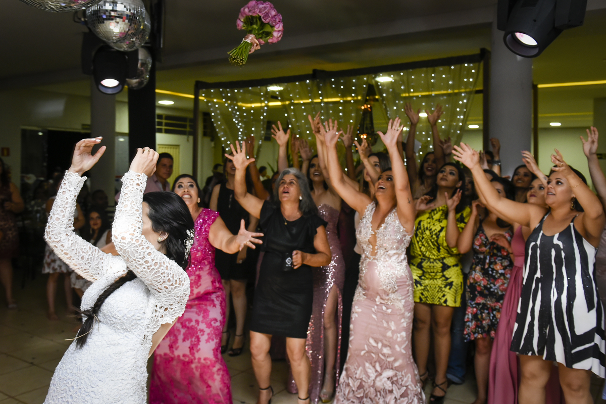 Casamento Luana e Ênio, Igreja matriz de Santo Antônio, Patos de Minas-MG, Wedding, noivas, noivas, Wellington Guimarães Fotografias