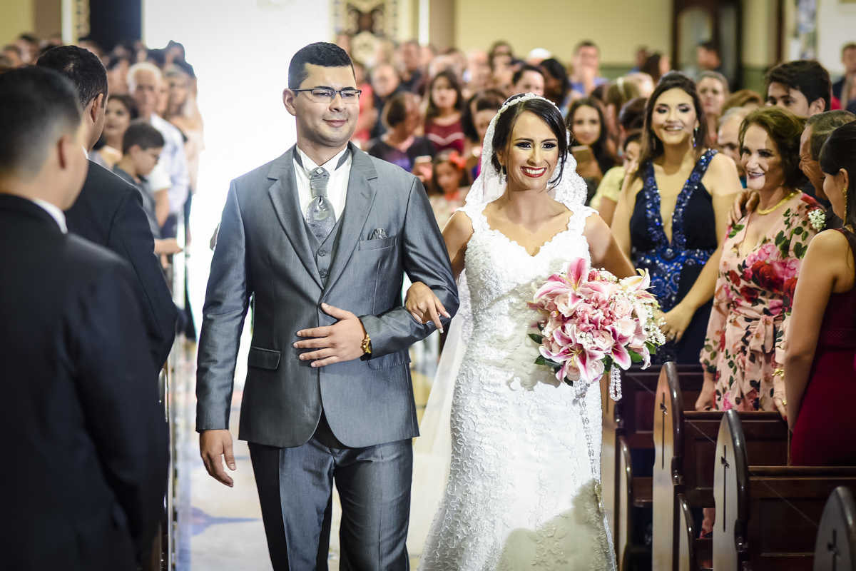 Casamento Ana Paula e Leandro, Igreja dos Capuchinhos , Patos de Minas-MG, Wellington Guimarães Fotografias