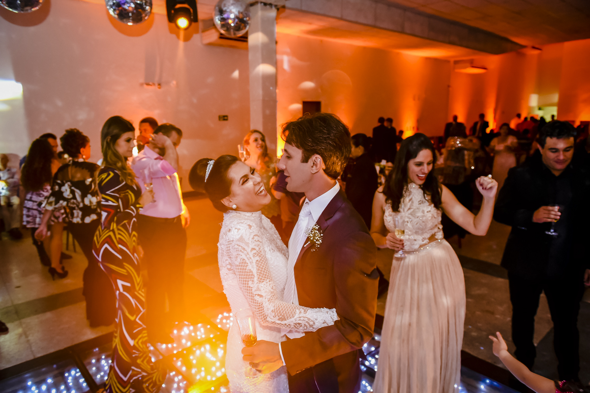 Casamento Mariana e Leandro, Igreja dos capuchinhos, Patos de Minas-MG, Fotógrafo Wellington Guimarães
