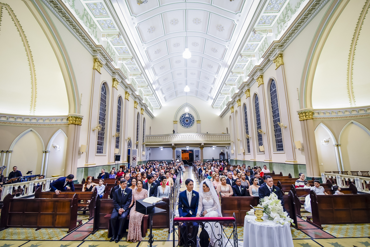 Casamento Mariana e Leandro, Igreja dos capuchinhos, Patos de Minas-MG, Fotógrafo Wellington Guimarães