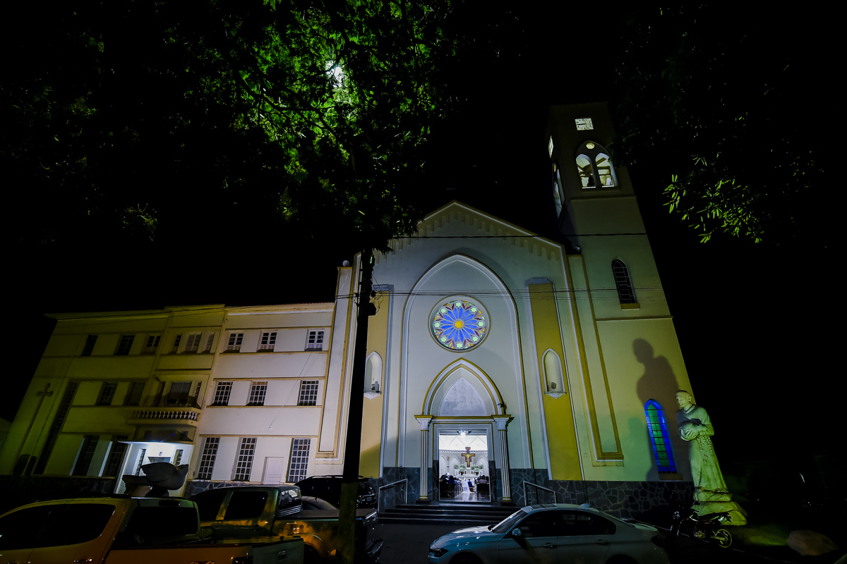 Casamento Mariana e Leandro, Igreja dos capuchinhos, Patos de Minas-MG, Fotógrafo Wellington Guimarães