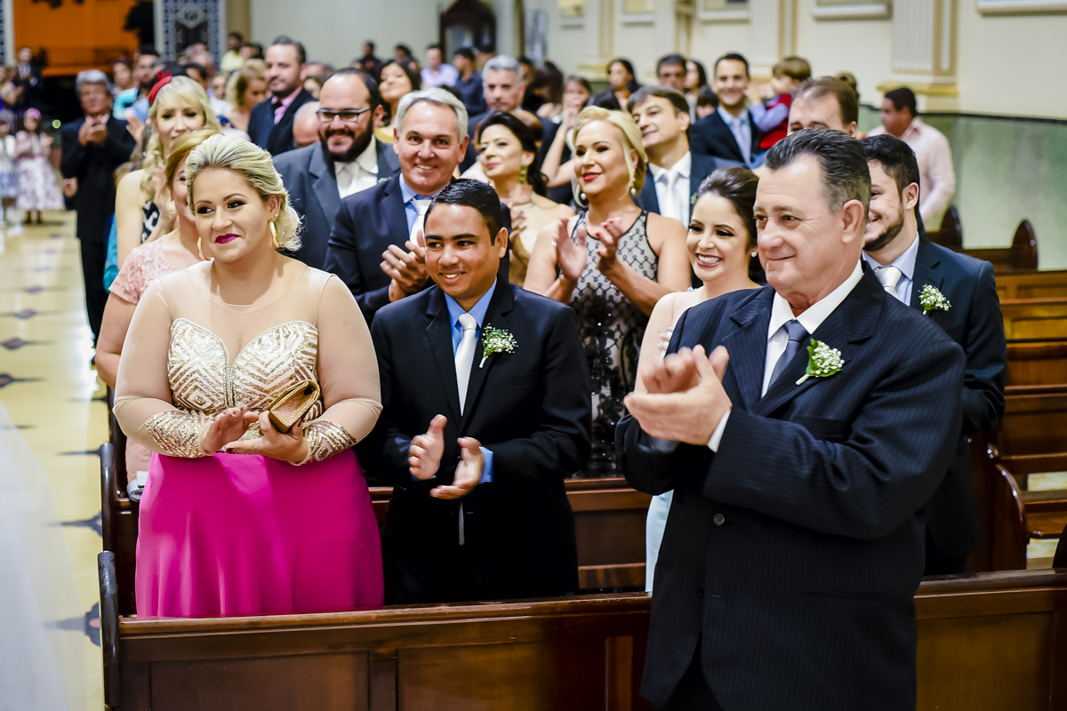 Casamento Mariana e Leandro, Igreja dos capuchinhos, Patos de Minas-MG, Fotógrafo Wellington Guimarães
