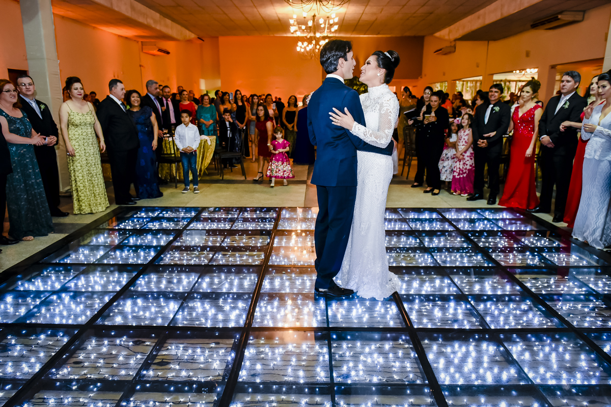 Casamento Mariana e Leandro, Igreja dos capuchinhos, Patos de Minas-MG, Fotógrafo Wellington Guimarães