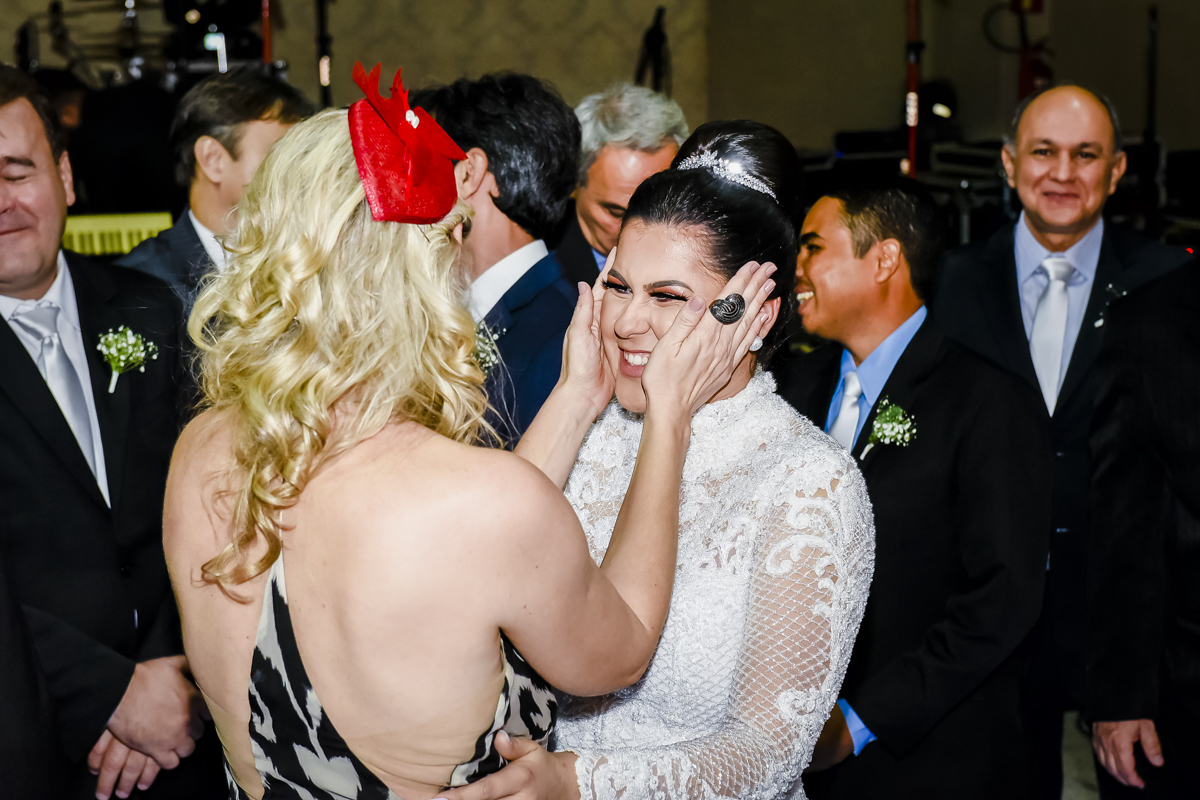 Casamento Mariana e Leandro, Igreja dos capuchinhos, Patos de Minas-MG, Fotógrafo Wellington Guimarães