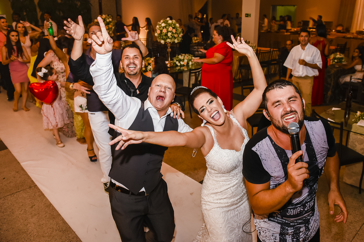 Casamento Wellington e Cristiane, wedding, vestido de noiva, noivos, noivos 2019, Fotógrafo Wellington Guimarães