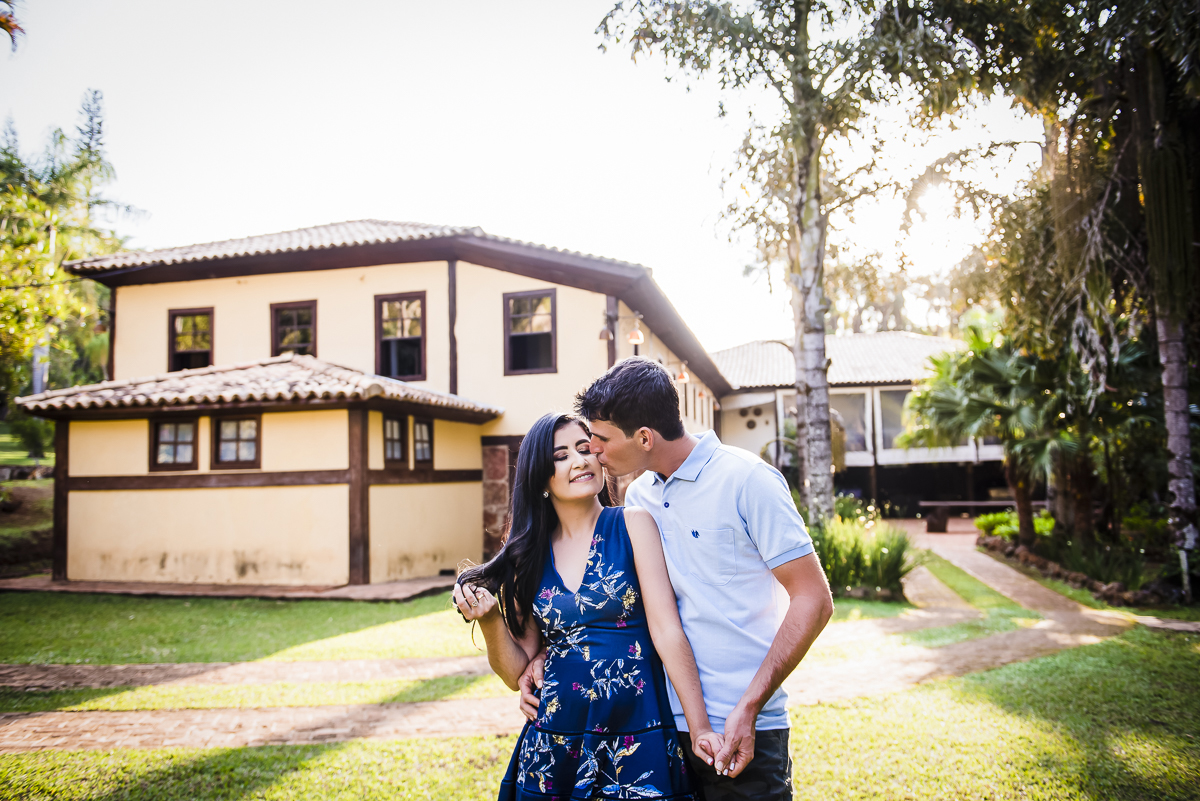 Ensaio Pré Wedding Luciana e Alan, Carmo do Paranaíba-MG, casal, namoro, noivos, noivas, casamento, Fotógrafo Wellington Guimarães