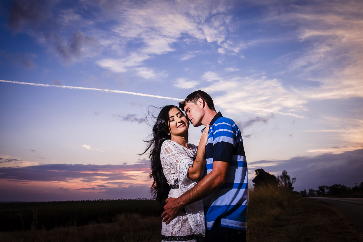 Ensaio Pré Wedding Luciana e Alan, Carmo do Paranaíba-MG, casal, namoro, noivos, noivas, casamento, Fotógrafo Wellington Guimarães