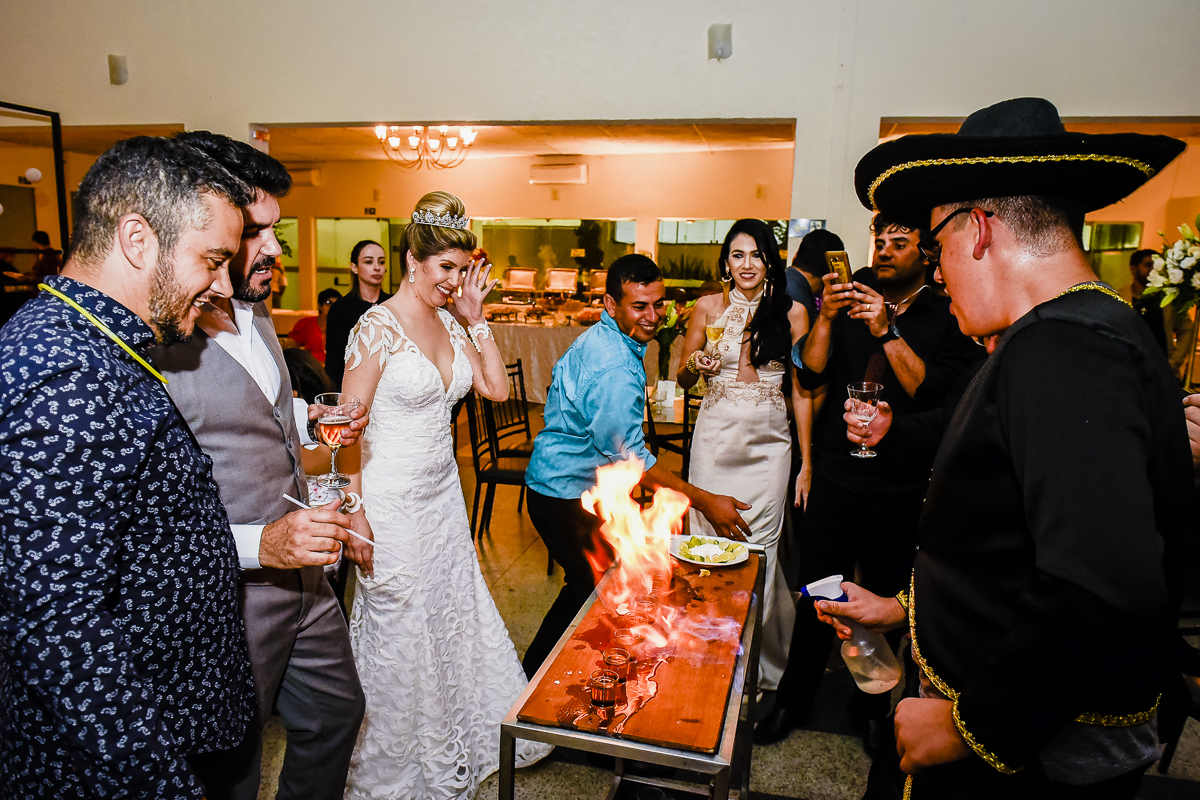 Casamento Viviane e Ronan, Igreja Catedral de Santo Antônio, Patos de Minas_MG, Fotos Wellington Guimarães 