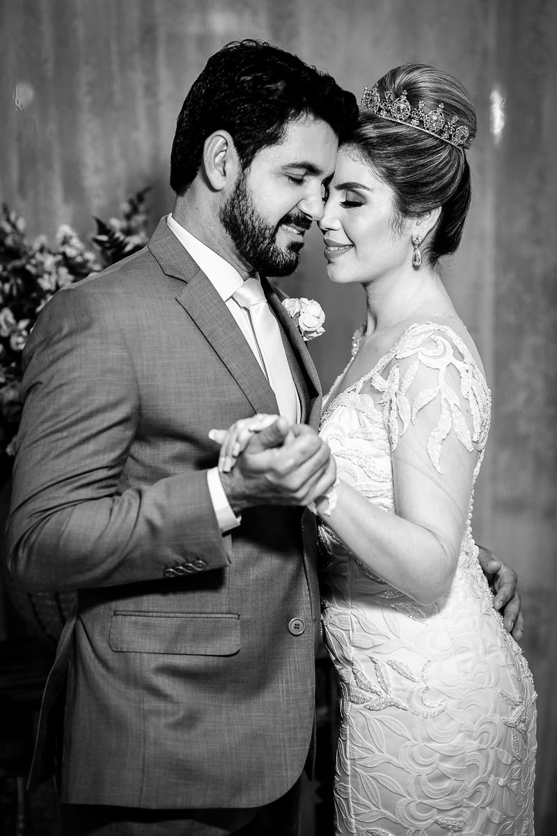 Casamento Viviane e Ronan, Igreja Catedral de Santo Antônio, Patos de Minas_MG, Fotos Wellington Guimarães 