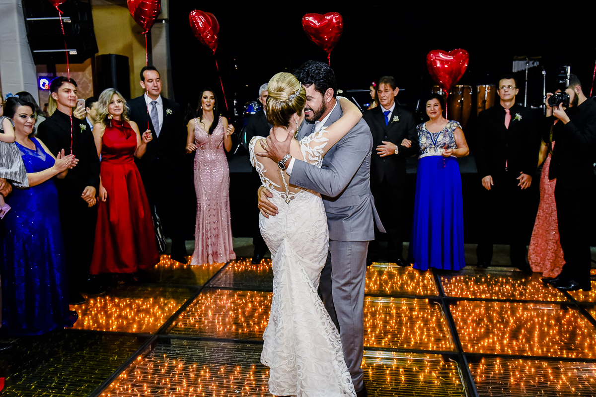 Casamento Viviane e Ronan, Igreja Catedral de Santo Antônio, Patos de Minas_MG, Fotos Wellington Guimarães 