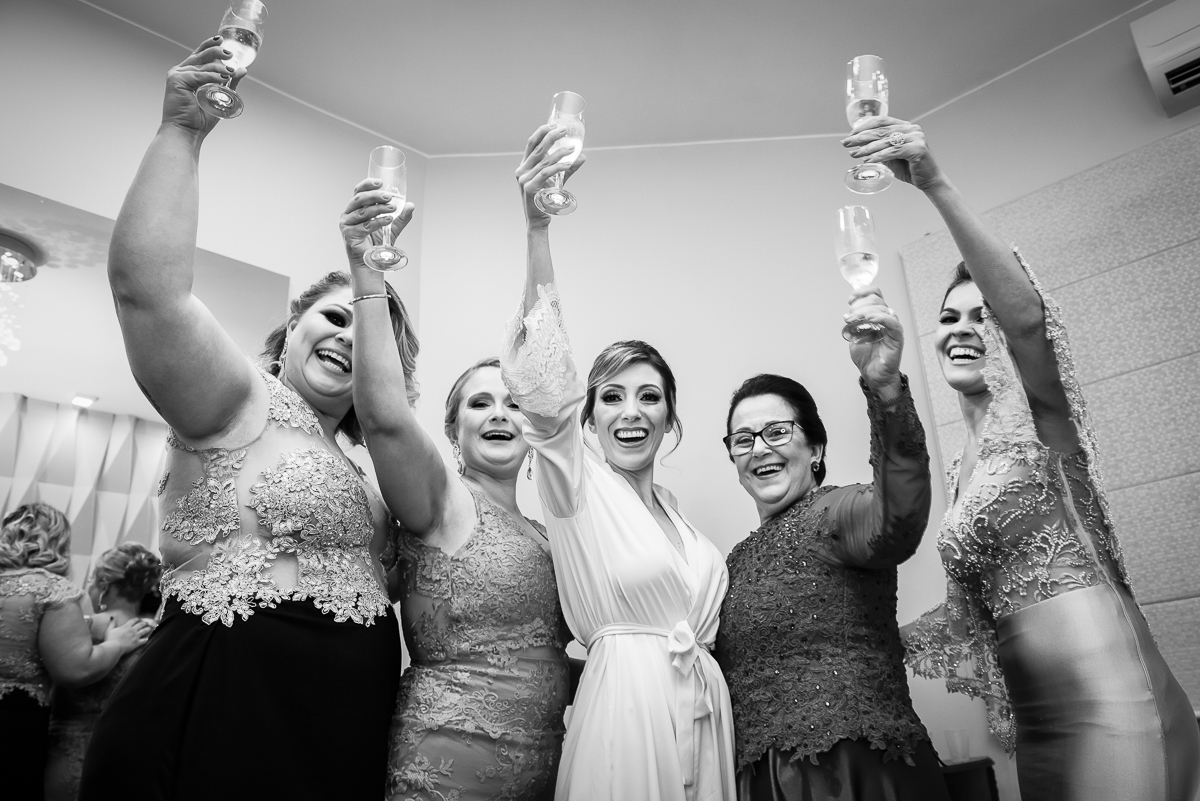 Casamento Fernanda e Tiago, igreja do Rosário, Patos de Minas-MG, Wellington Guimarães Fotógrafo