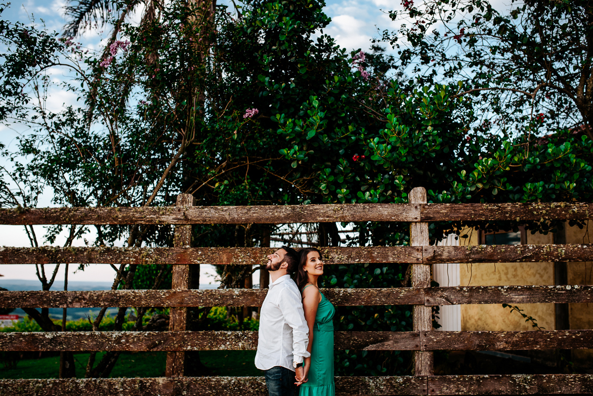 Ensaio Namoro, Gabriela e Guilherme, fotos de casal, ensaio externo, Wellington Guimarães Fotografo, Patos de Minas-MG