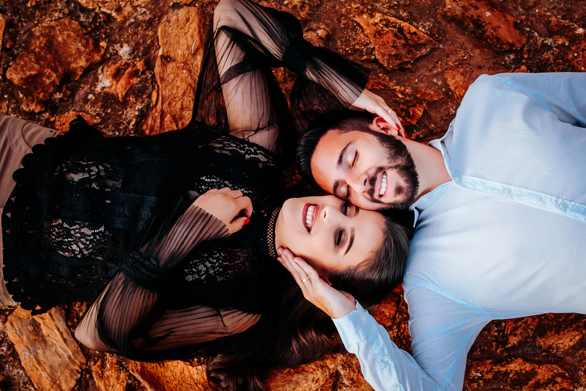 Ensaio Namoro, Gabriela e Guilherme, fotos de casal, ensaio externo, Wellington Guimarães Fotografo, Patos de Minas-MG