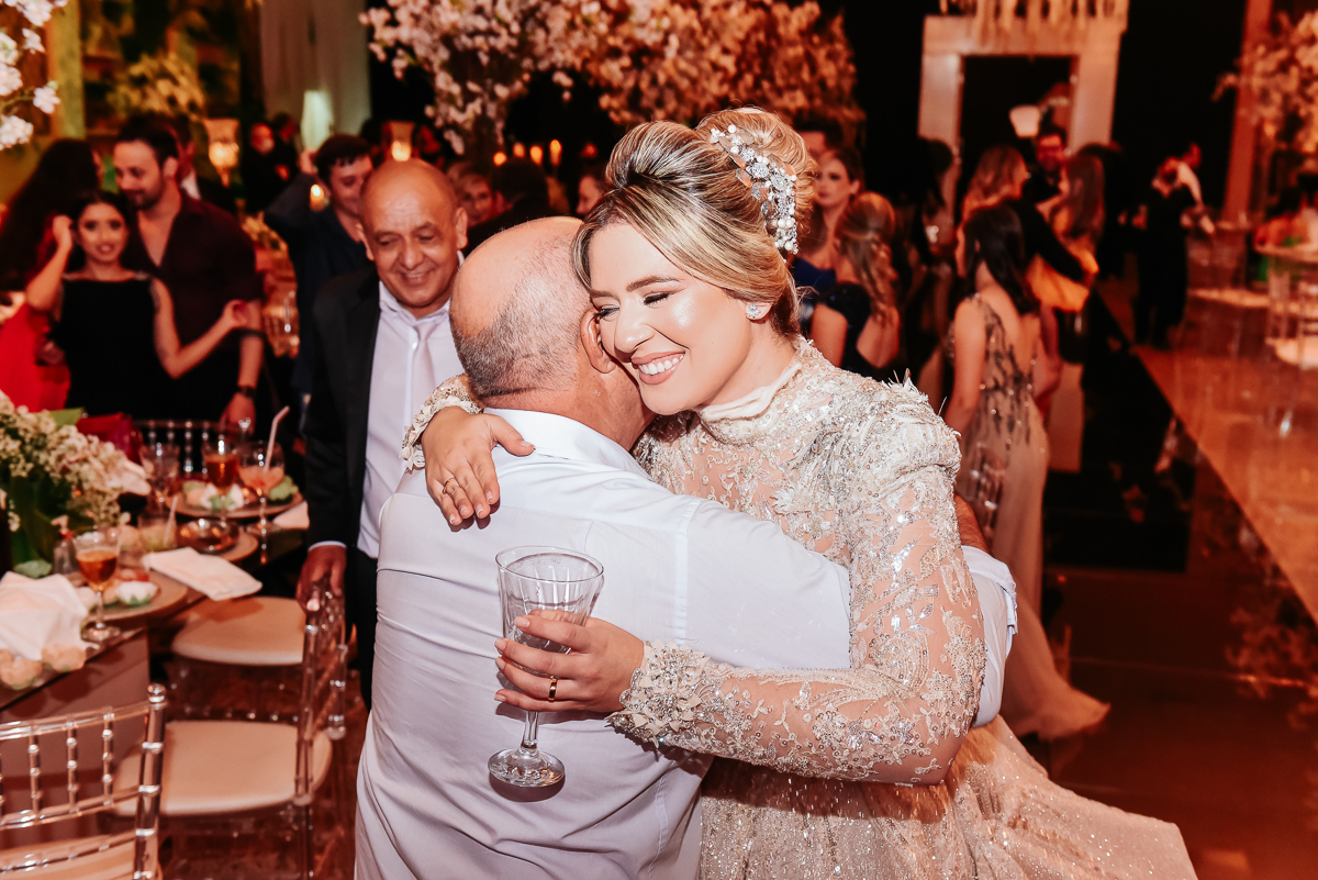 Casamento Ana e Vitor, vestido de noiva, noivas do brasil, noivas 2021, noivas 2022, casamentos pelo brasil, decoração de casamento, Wellington Guimarães Fotógrafo, Patos de Minas-MG