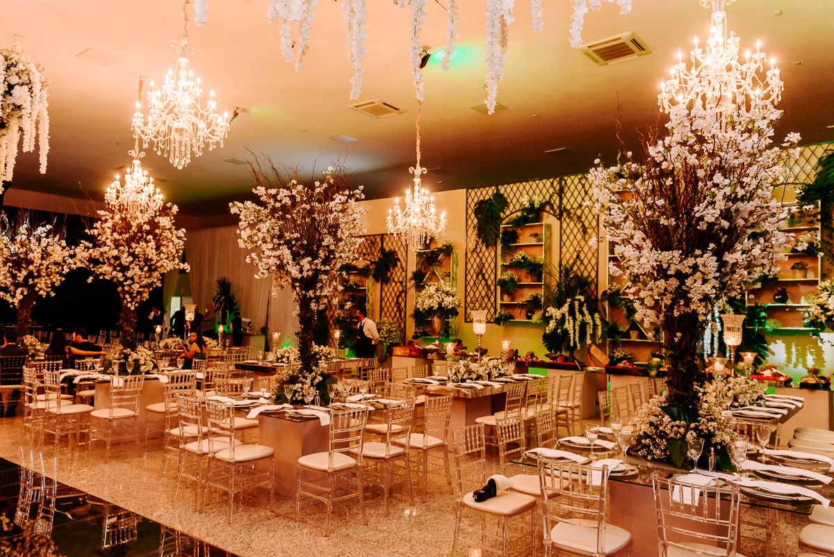 Casamento Ana e Vitor, vestido de noiva, noivas do brasil, noivas 2021, noivas 2022, casamentos pelo brasil, decoração de casamento, Wellington Guimarães Fotógrafo, Patos de Minas-MG