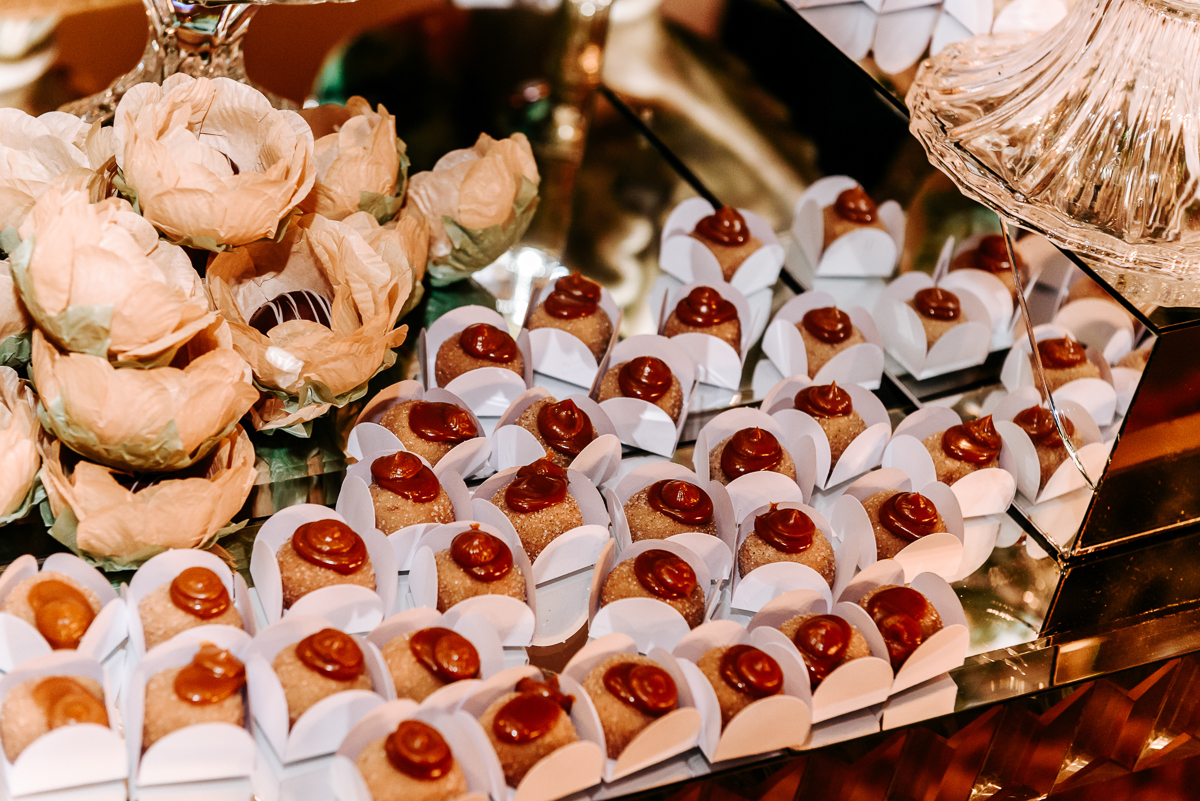 Casamento Ana e Vitor, vestido de noiva, noivas do brasil, noivas 2021, noivas 2022, casamentos pelo brasil, decoração de casamento, Wellington Guimarães Fotógrafo, Patos de Minas-MG