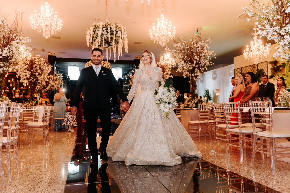 Casamento Ana e Vitor, vestido de noiva, noivas do brasil, noivas 2021, noivas 2022, casamentos pelo brasil, decoração de casamento, Wellington Guimarães Fotógrafo, Patos de Minas-MG