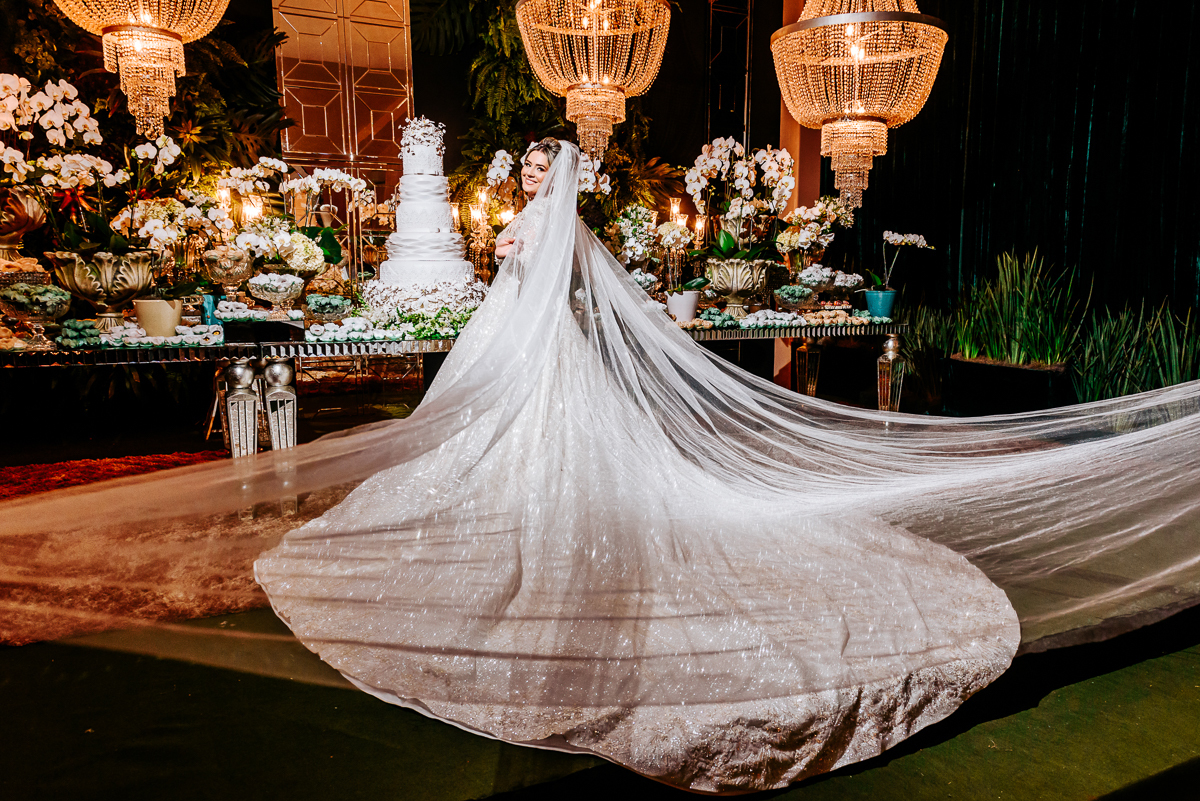 Casamento Ana e Vitor, vestido de noiva, noivas do brasil, noivas 2021, noivas 2022, casamentos pelo brasil, decoração de casamento, Wellington Guimarães Fotógrafo, Patos de Minas-MG