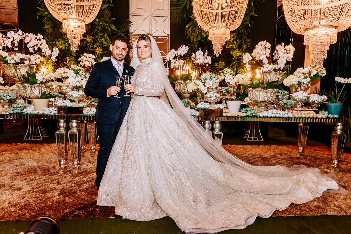 Casamento Ana e Vitor, vestido de noiva, noivas do brasil, noivas 2021, noivas 2022, casamentos pelo brasil, decoração de casamento, Wellington Guimarães Fotógrafo, Patos de Minas-MG