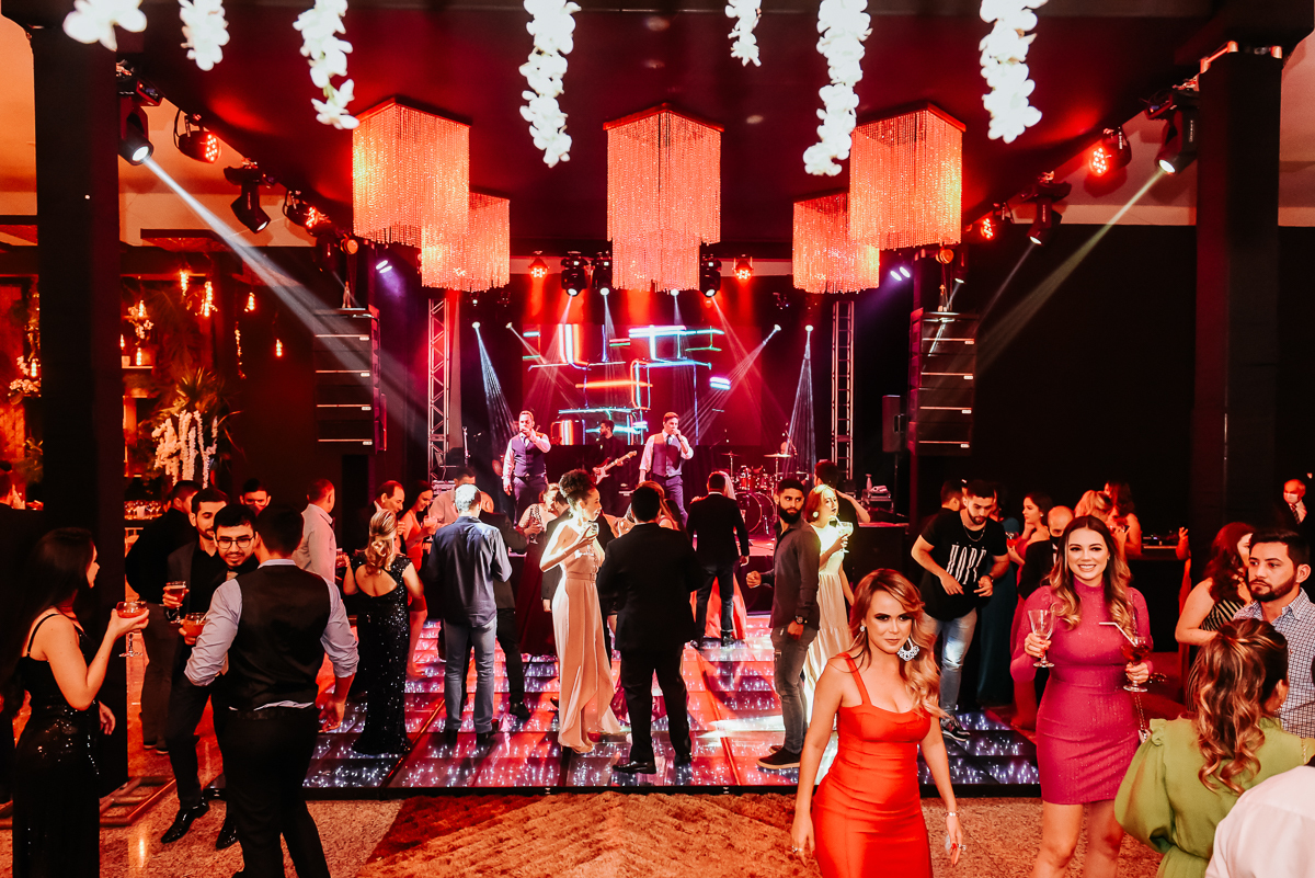 Casamento Ana e Vitor, vestido de noiva, noivas do brasil, noivas 2021, noivas 2022, casamentos pelo brasil, decoração de casamento, Wellington Guimarães Fotógrafo, Patos de Minas-MG