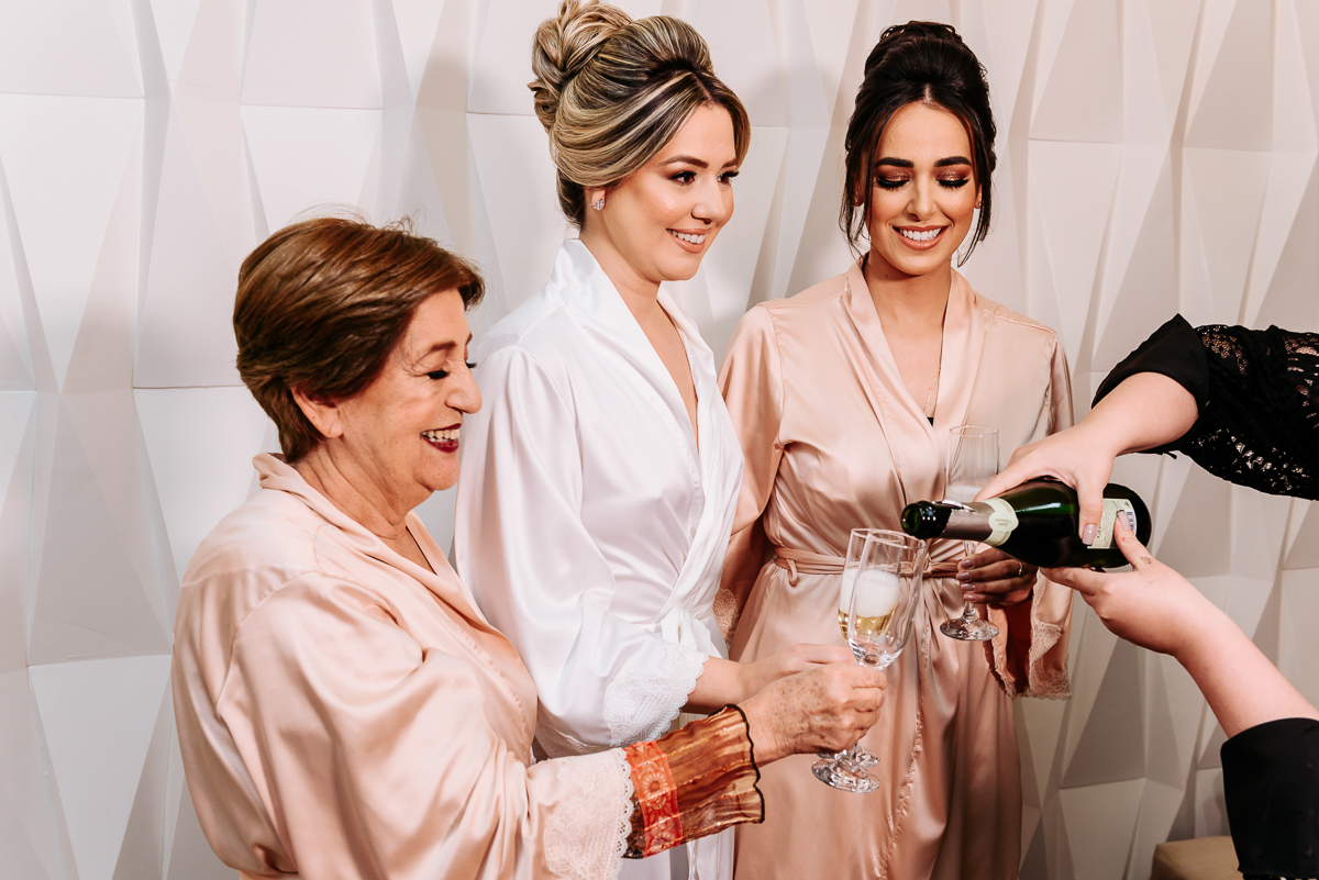 Casamento Ana e Vitor, vestido de noiva, noivas do brasil, noivas 2021, noivas 2022, casamentos pelo brasil, decoração de casamento, Wellington Guimarães Fotógrafo, Patos de Minas-MG