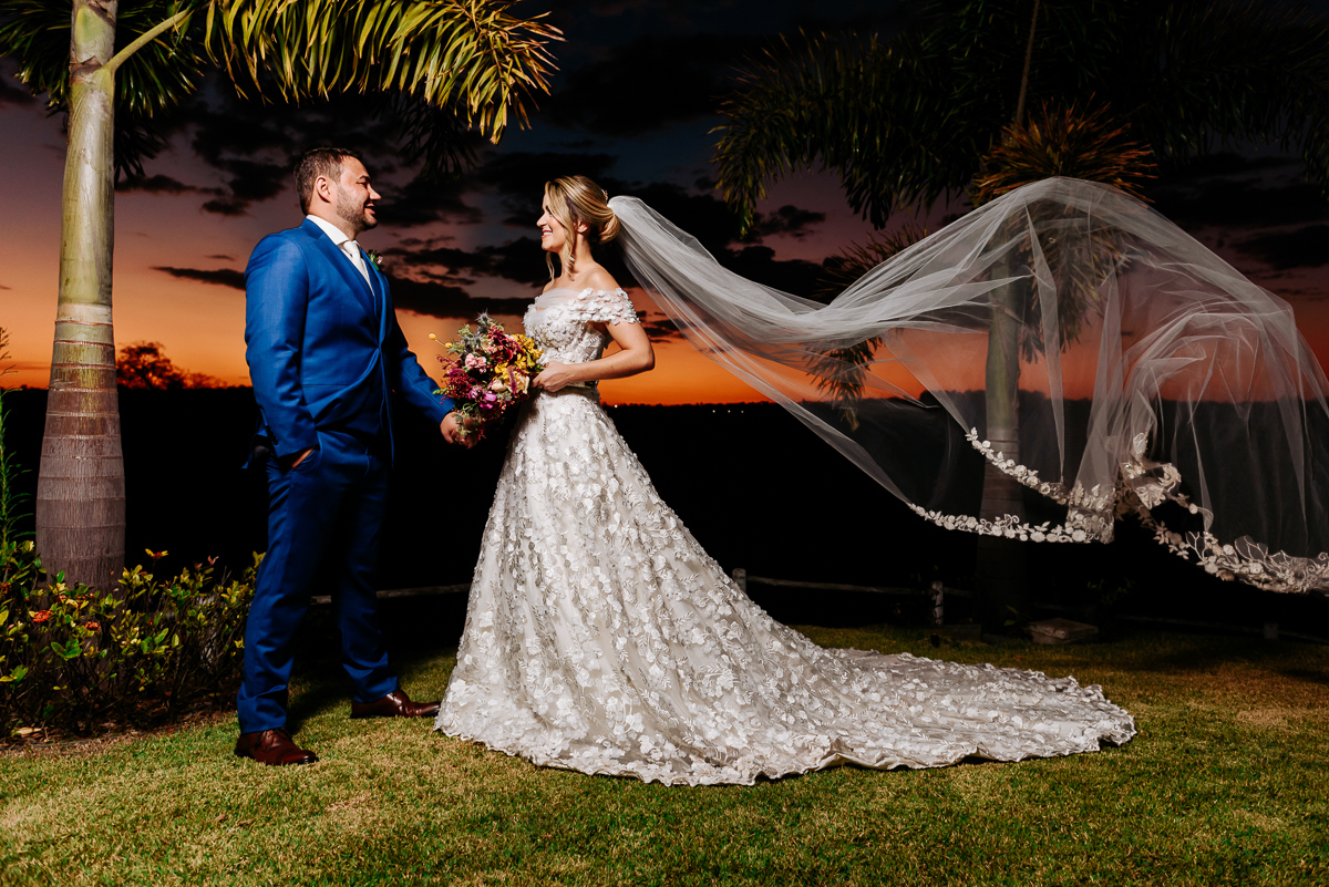 Casamento Adriana e Rafael, Patos de Minas-MG, Wellington Guimarães Fotógrafo, dia de casamento, vestido de noiva, idéias para casamento, noivas 2021, noivas 2022