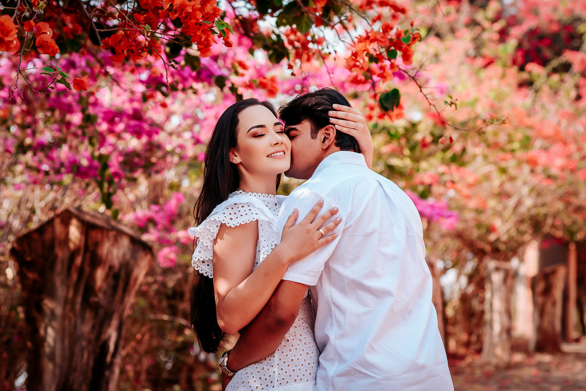 Ensaio Pré Wedding Larissa e José Luiz, Patos de Minas- MG Wellington Guimarães FotógrafoEnsaio Pré Wedding Larissa e José Luiz, Patos de Minas- MG Wellington Guimarães Fotógrafo