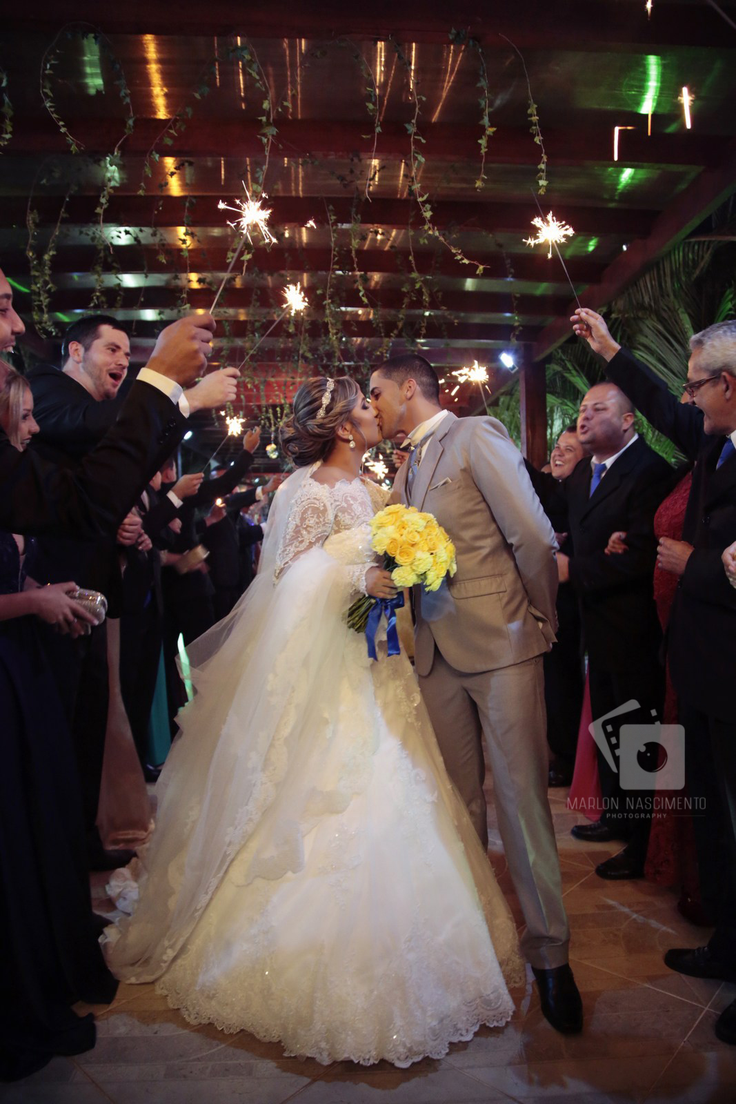 graciene-e-johny-casamento-cerimonia-e-festa-macae-espaco-veletto-macae-rio-de-janeiro