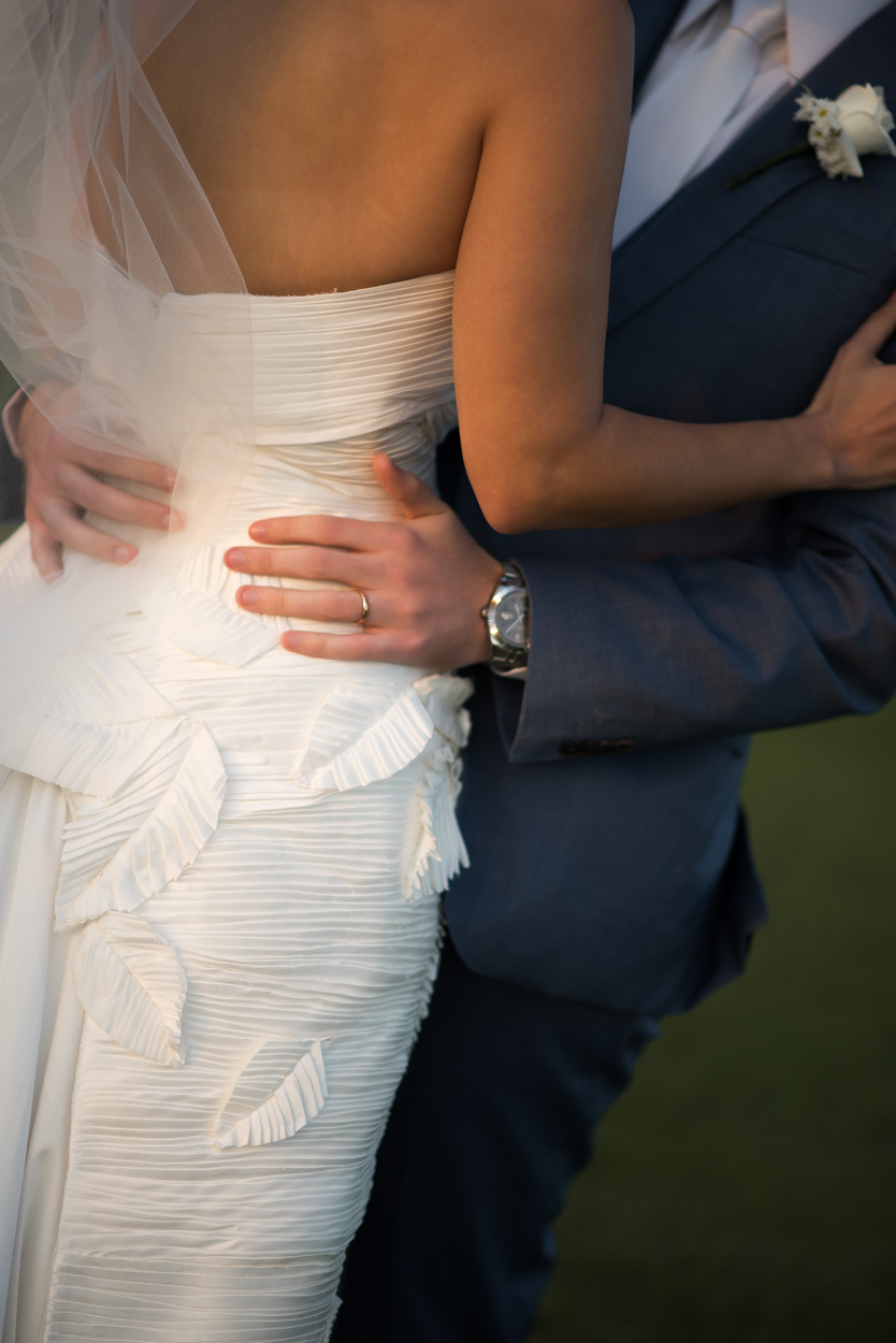 Fotos do casal em pós cerimônia ao pôr do sol