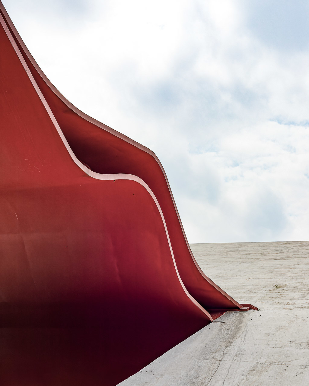 Detalhe da língua do auditório do Ibirapuera, quadros decorativos