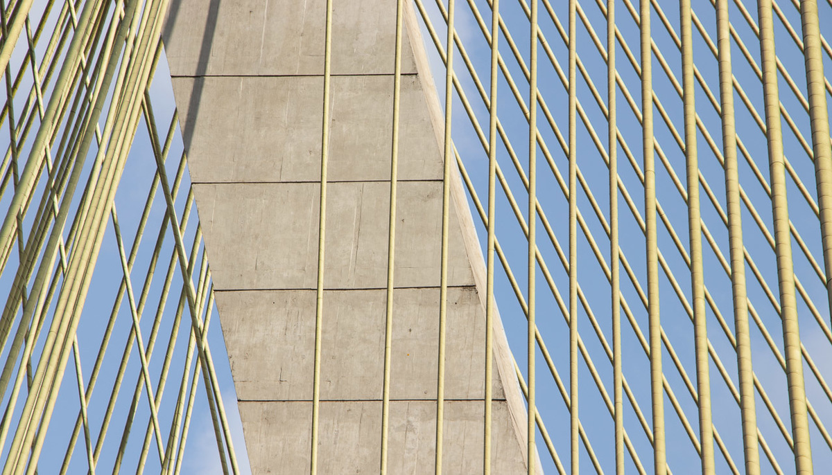 Detalhe do pilar da ponte estaiada de São Paulo, quadros decorativos