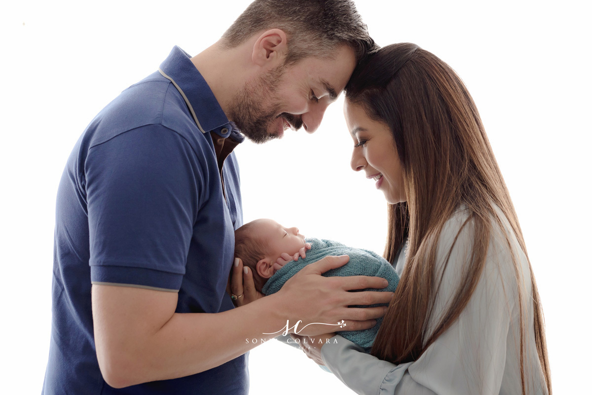 Estudio-newborn-zona-sul-de-sp-fotografia-newborn-em-são-paulo-foto-book-de-ensaio-newborn-de-menino-newborn-de-menino-sp-ensaio-newborn-de-menino-em-sp-newborn-recém-nascido-em-domicilio-sp-soniacolvara-foto-newborn-fotografia-newborn-bêbe-zona-sul-sp