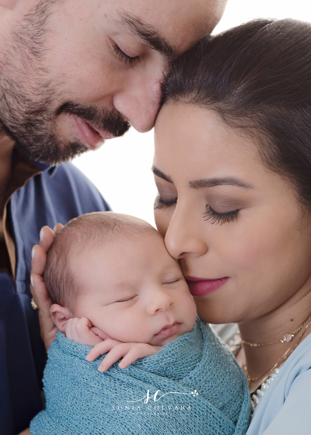 newborn-de-menino-com-os-pais-em-domicilio-em-sao-paulo-sp-com-sonia-colvara