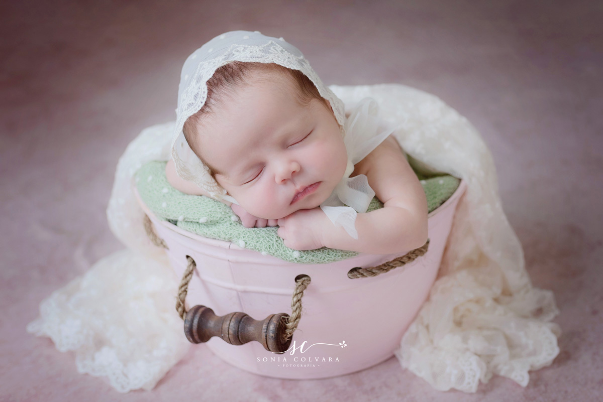 ensaio-newborn-menina-em-domicilio-sp-zs-sonia-colvara. 05 jpg