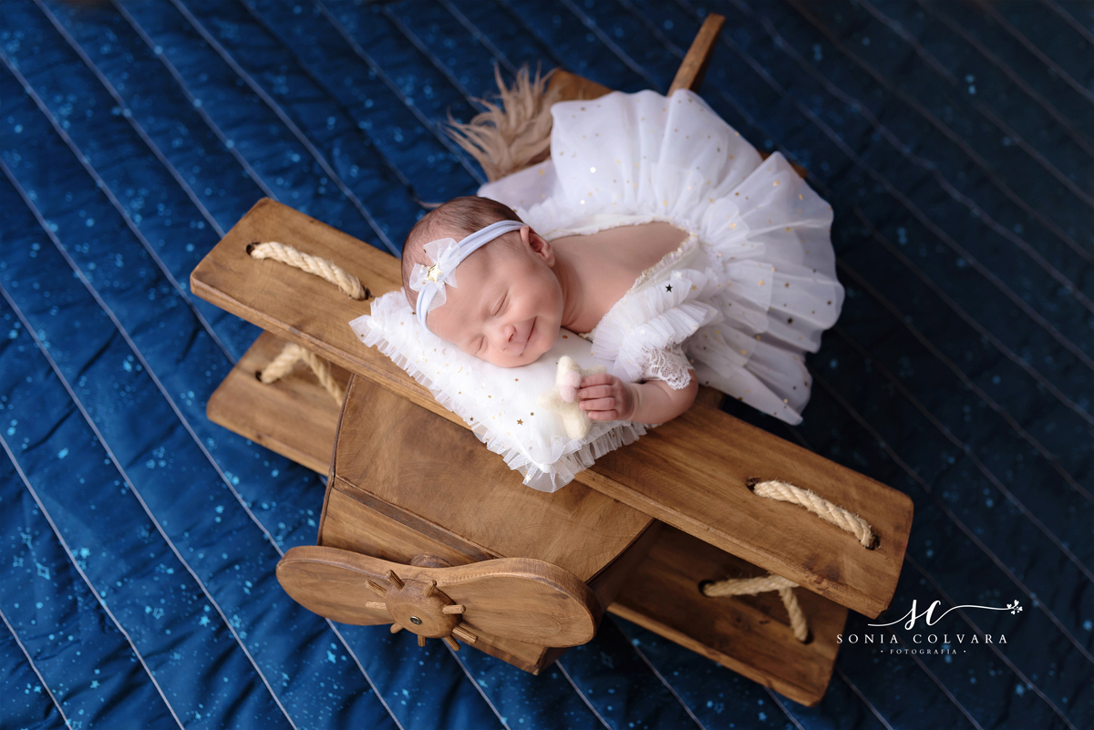 foto-newborn-ensaio-menina-no-avião-em-domicilio-sp