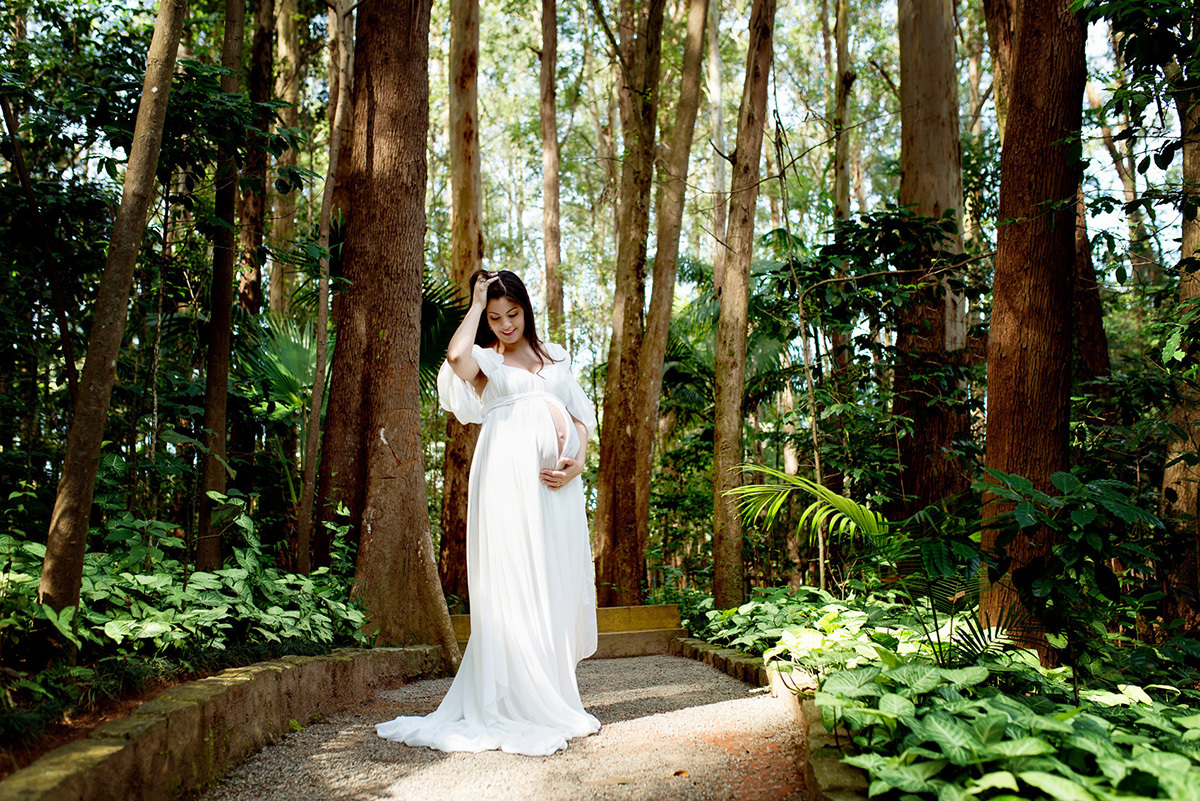 foto-ensaio-de-gestante-vestido-longo-em-sp-no-parque-externo