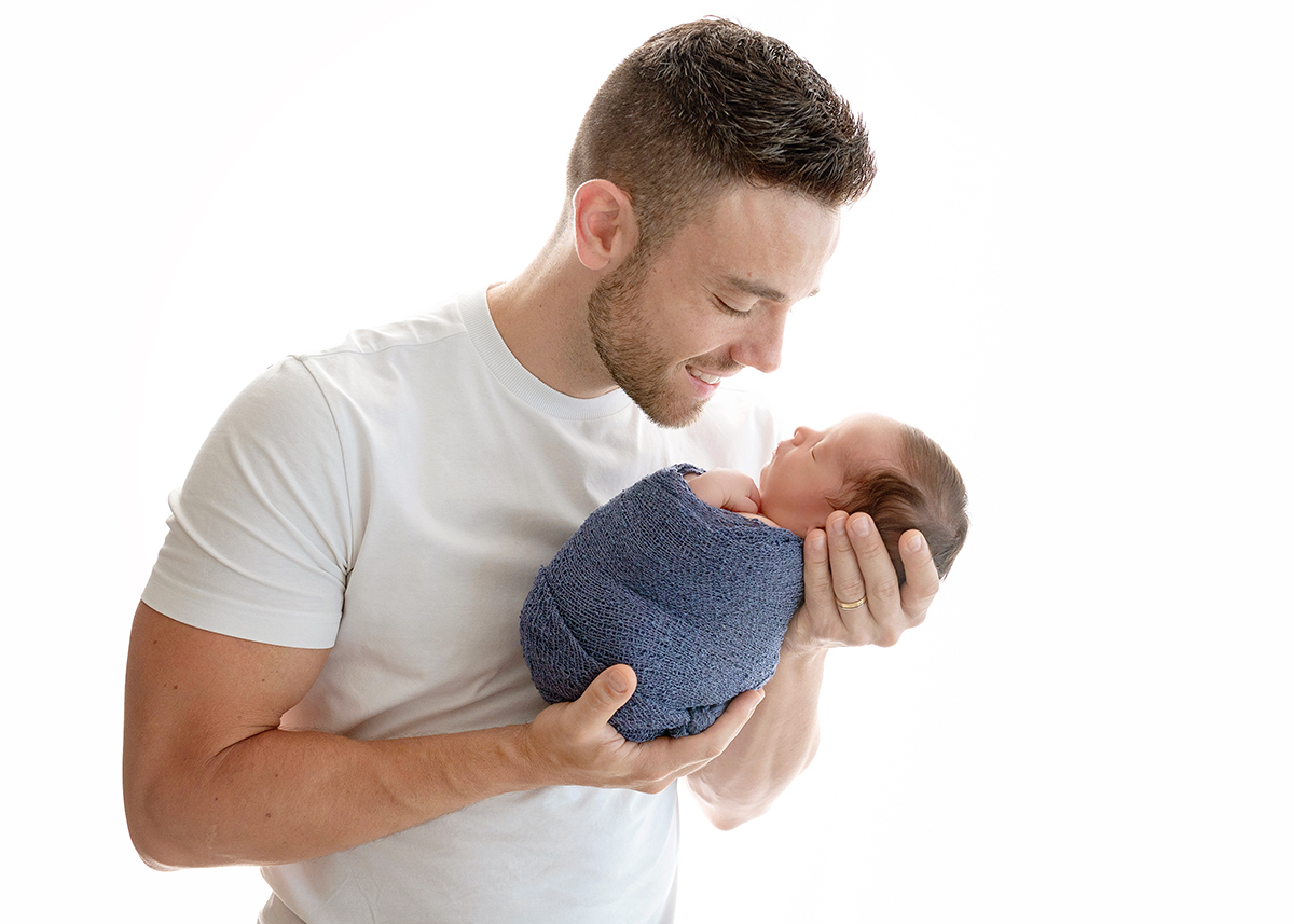 ensaio-newborn-pai-e-filho-em-domicilio-5330