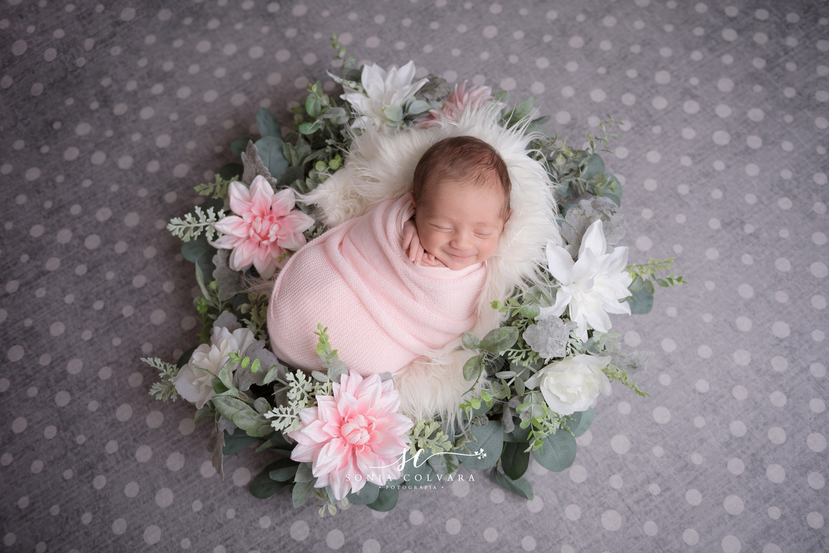 ensaio-newborn-em-domicilio-
book-newborn-menina-sp