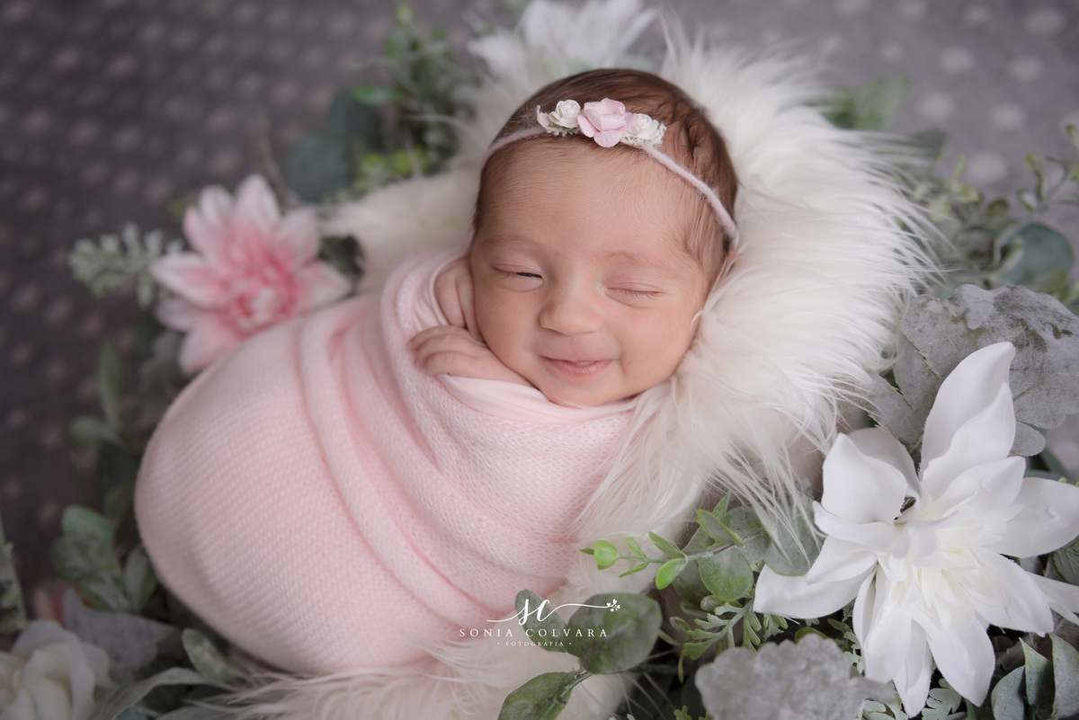 ensaio-newborn-em-domicilio-
book-newborn-menina-sp