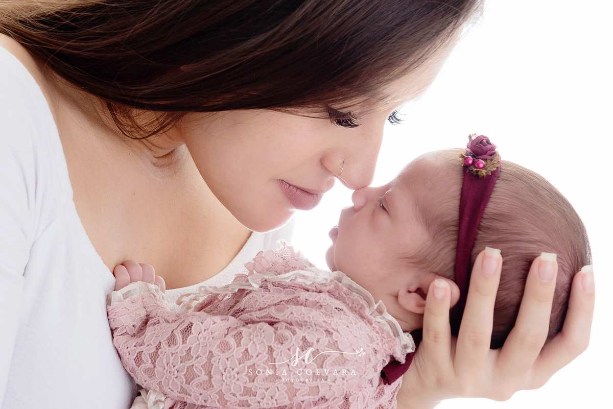 ensaio-newborn-de-recém-nascida-menina-newborn-em-casa-domicilio-sp