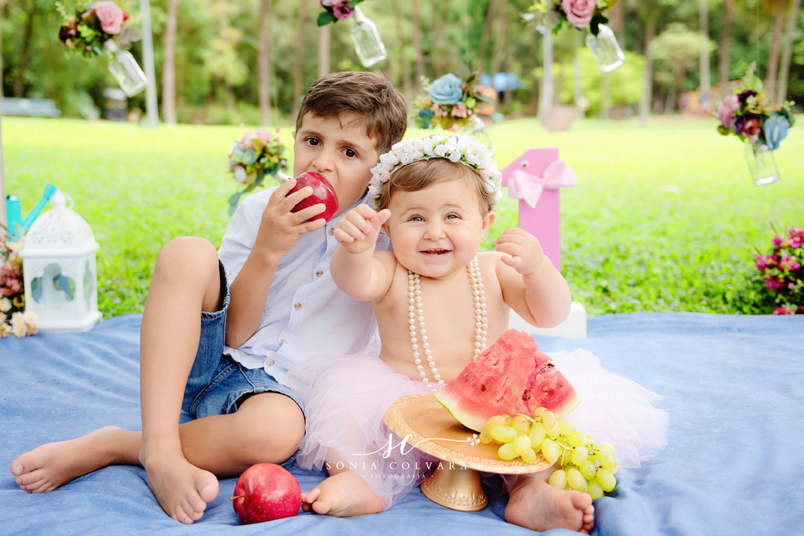 Ensaio-infantil-smash-the-fruit-de-um-ano-no-parque-sp