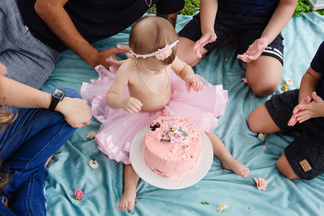 Ensaio de 1 ano smash the cake com a familia no Parque
