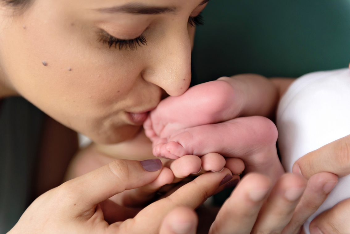 ensaio-newborn-menina-feito-em-casa-sp