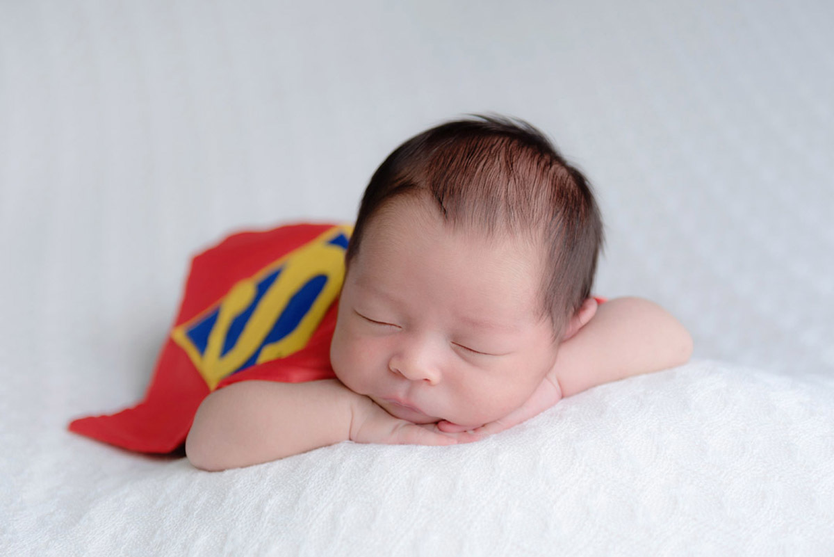 ensaio-foto-newborn-de-menino-em-casa-sp-newborn-recém-nascido-em-domicilio-sp-soniacolvara