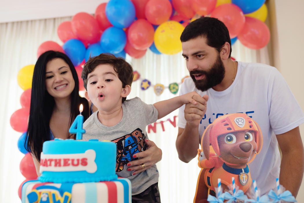 fotografia-de-festa-infantil-do-Matheus-em-casa-durante-a-pandemia-em-são-paulo-em-2020