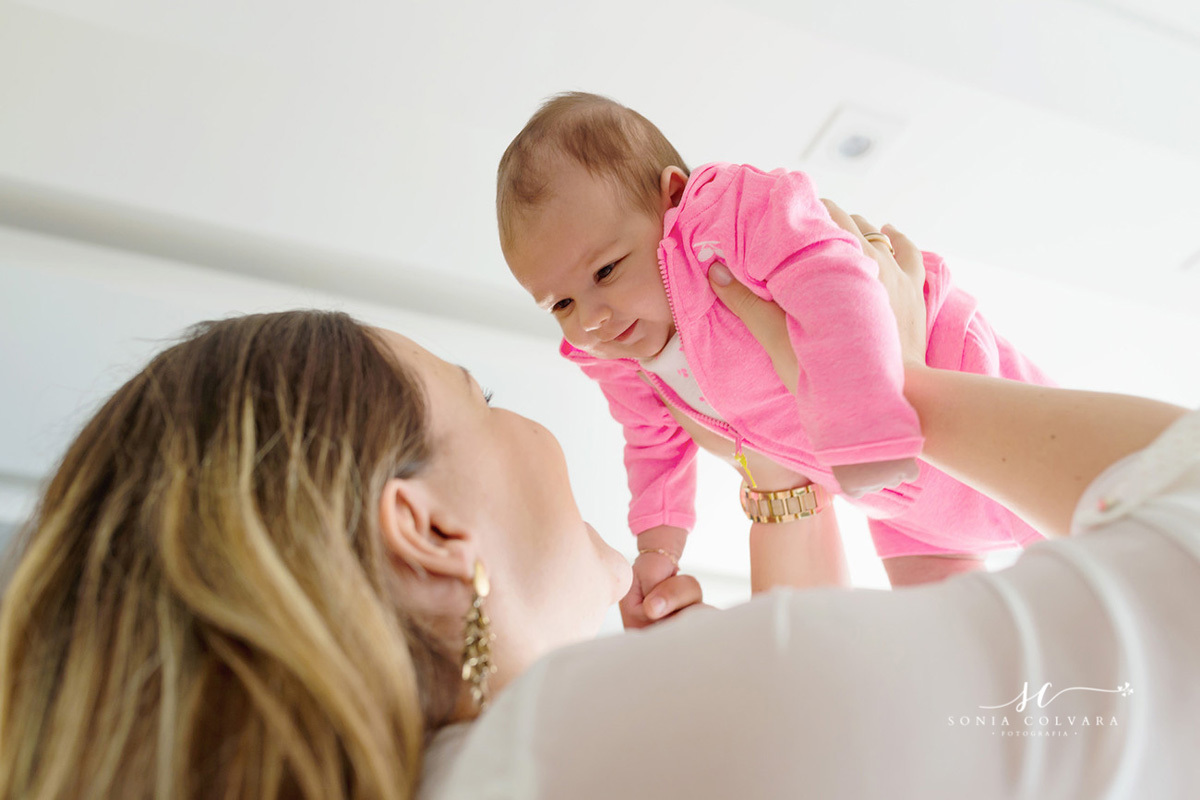 ensaio-de-6-meses-de-menina-infantil-em-domicilio-soniacolvara-sp